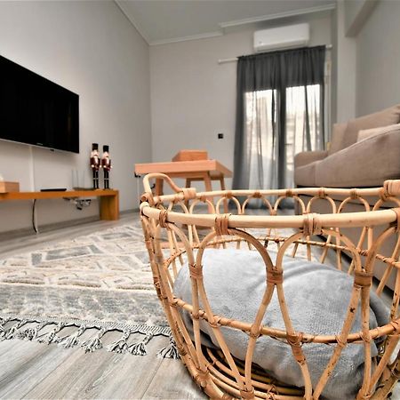 Central Cozy Apartment Ioannina Bagian luar foto