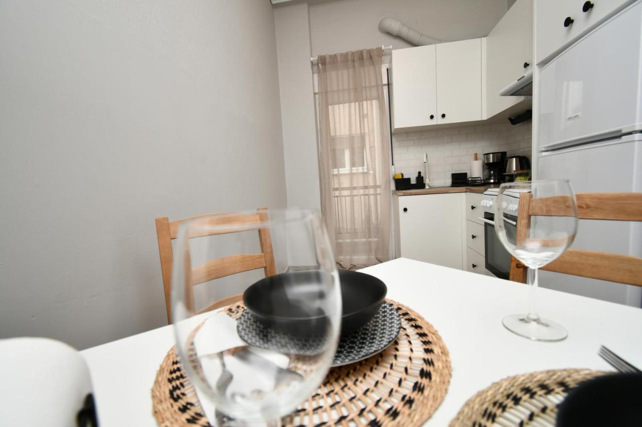 Central Cozy Apartment Ioannina Bagian luar foto