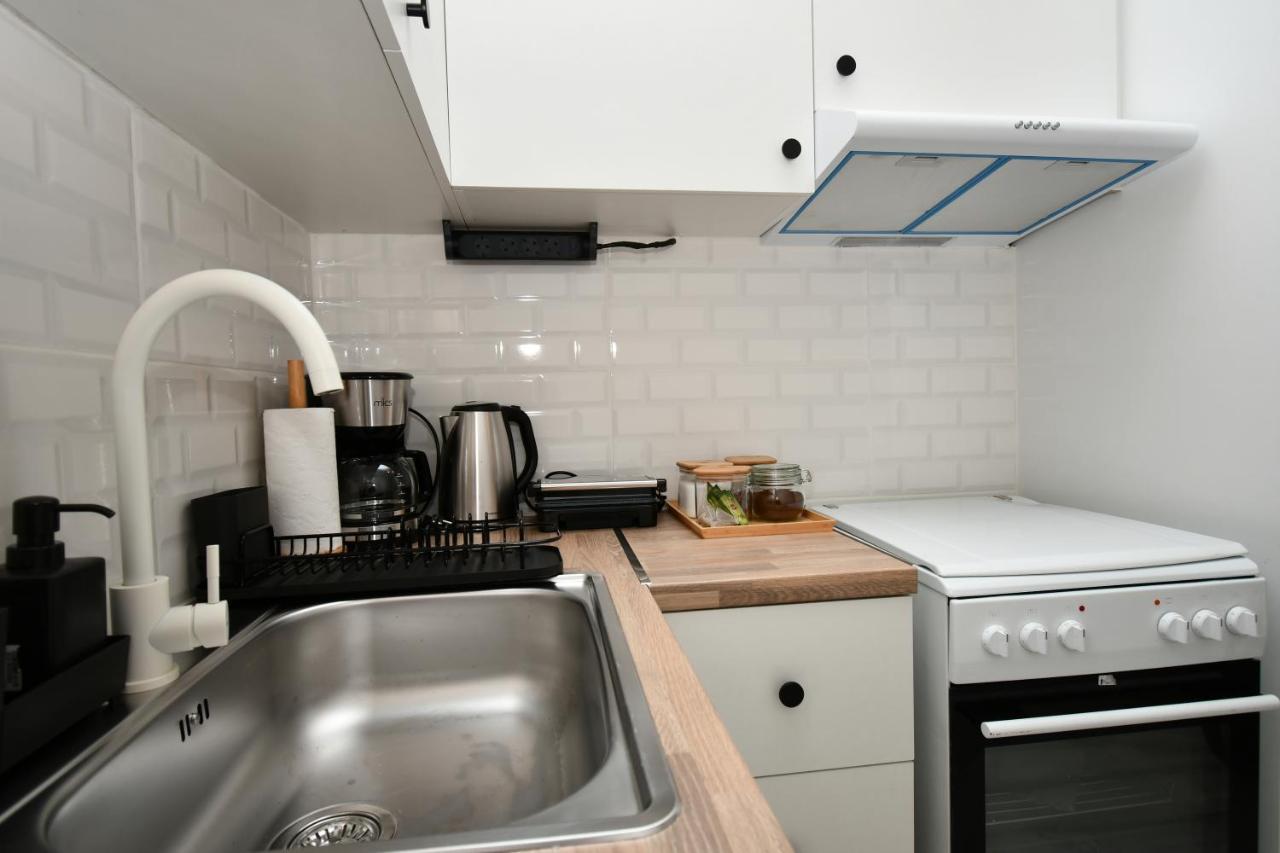 Central Cozy Apartment Ioannina Bagian luar foto